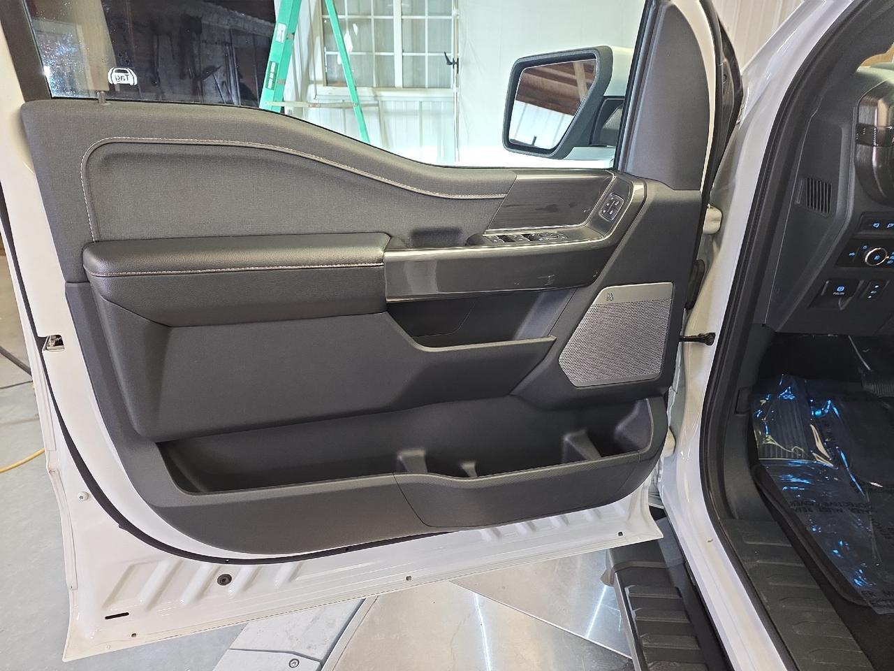 2023 Ford F-150 LARIAT Sand Lake NY