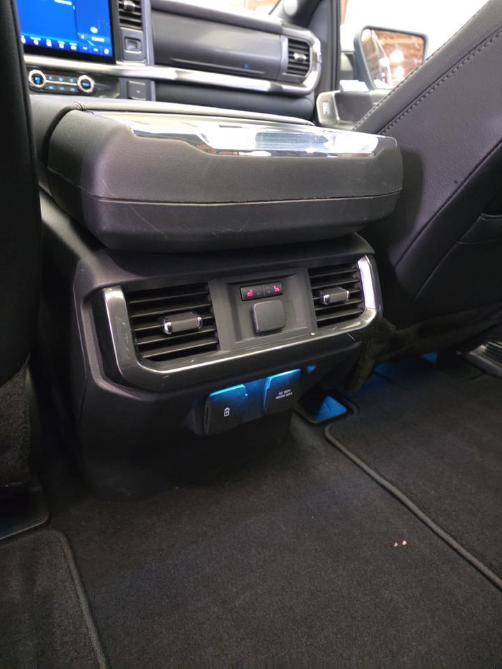 2023 Ford F-150 LARIAT Sand Lake NY