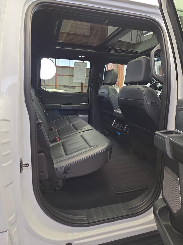 2023 Ford F-150 LARIAT Sand Lake NY