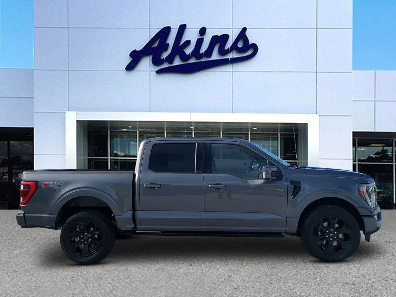 2023 Ford F-150 LARIAT