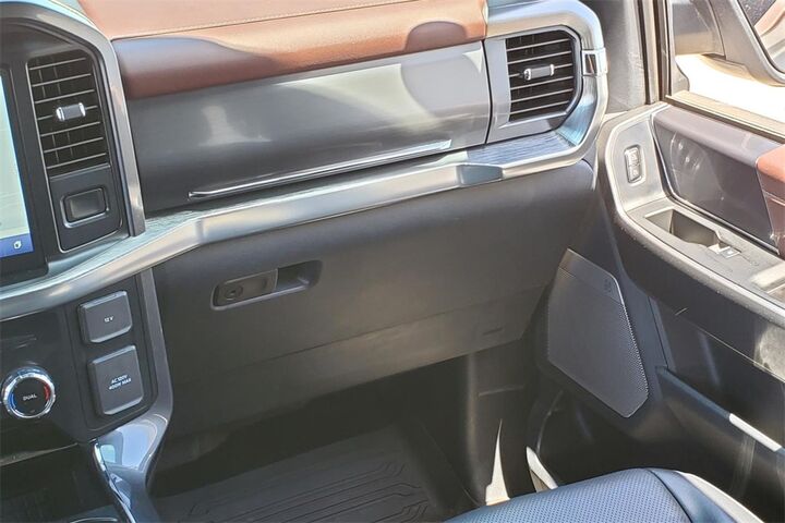 2023 Ford F-150 Lariat  TX