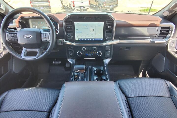 2023 Ford F-150 Lariat  TX