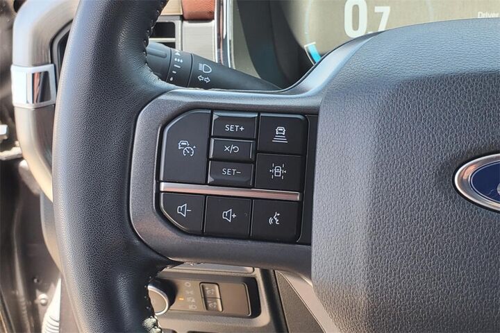 2023 Ford F-150 Lariat  TX