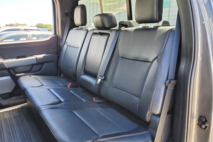 2023 Ford F-150 Lariat  TX