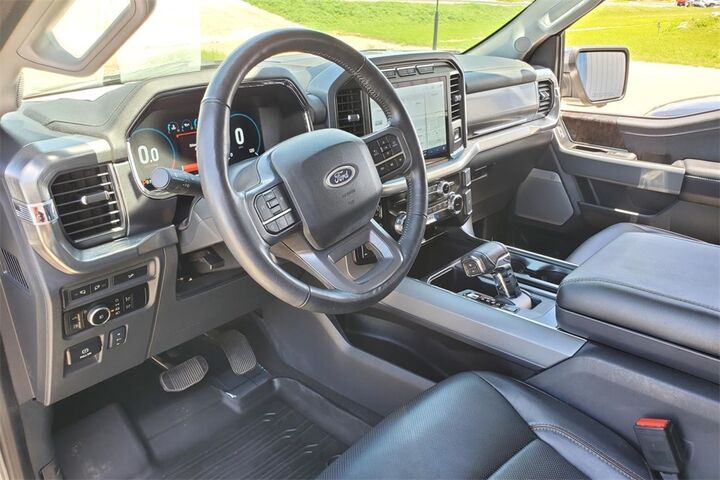 2023 Ford F-150 Lariat  TX