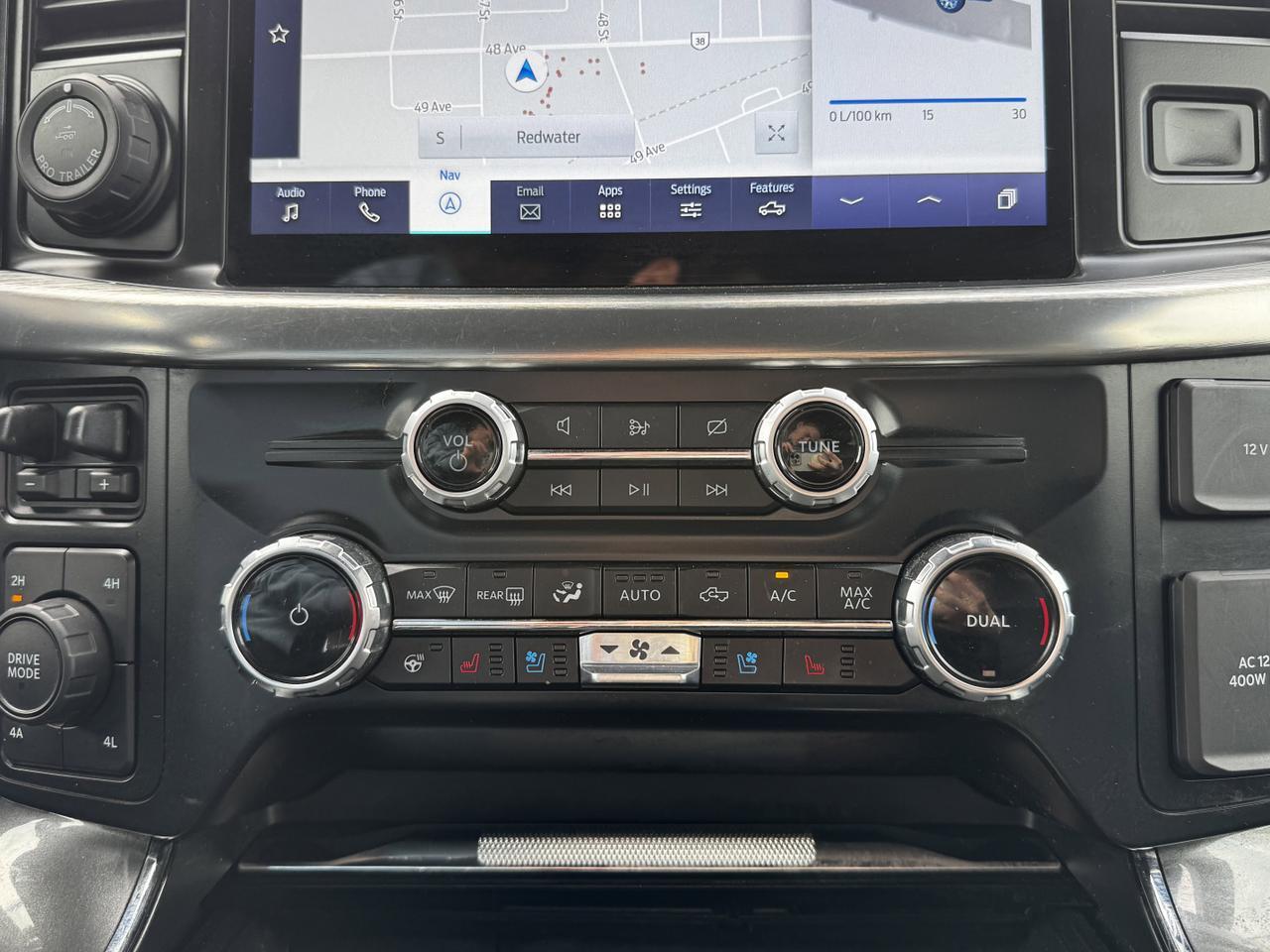 2023 Ford F-150 Lariat Sport Crew Cab 4WD | V6 Twin Turbo | Leather | Pano Sunroof | NAV Redwater AB