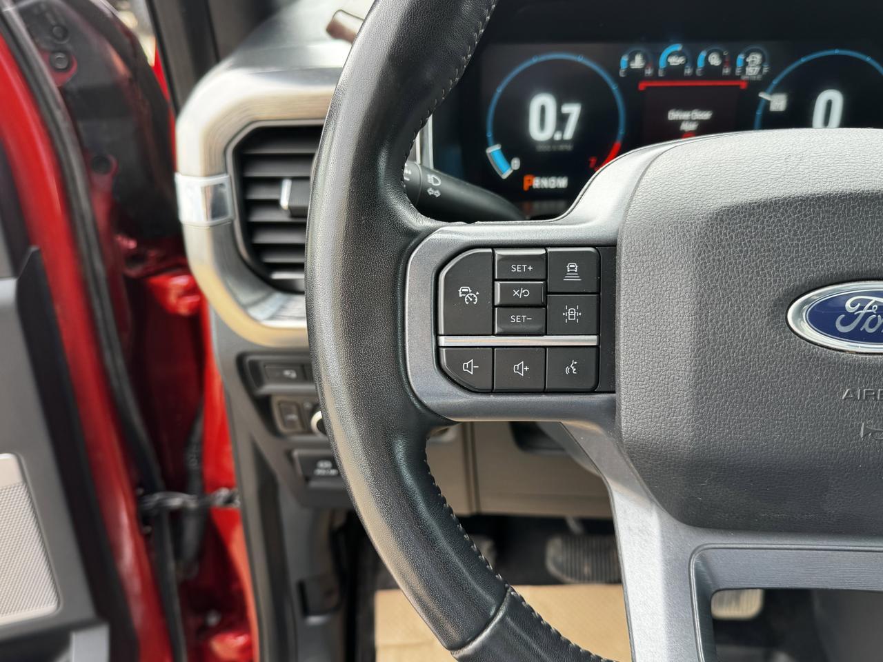 2023 Ford F-150 Lariat Sport Crew Cab 4WD | V6 Twin Turbo | Leather | Pano Sunroof | NAV Redwater AB