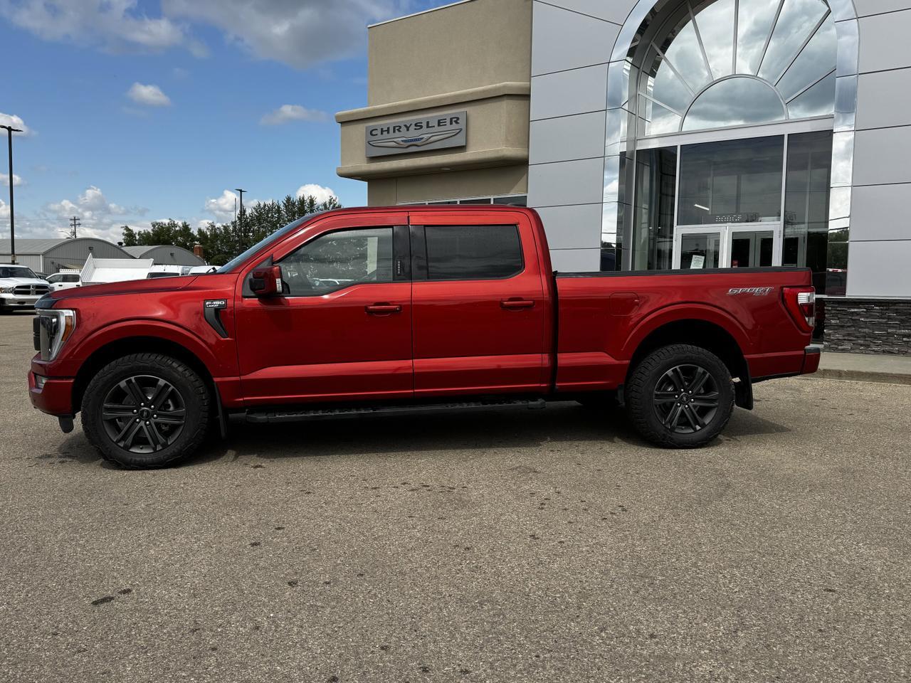 2023 Ford F-150 Lariat Sport Crew Cab 4WD | V6 Twin Turbo | Leather | Pano Sunroof | NAV Redwater AB