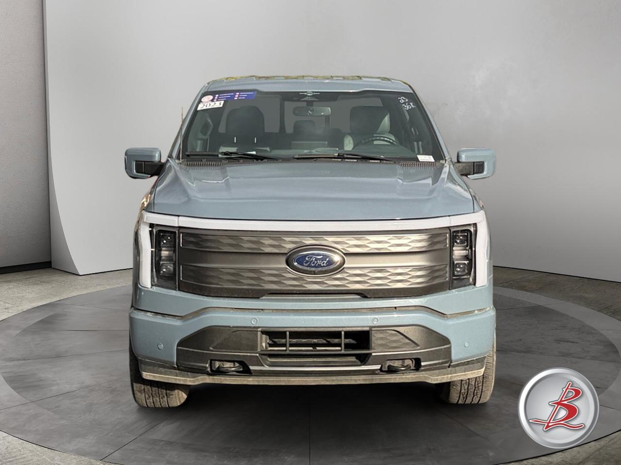 2023 Ford F-150 Lightning Crew Cab 4x4 Lariat