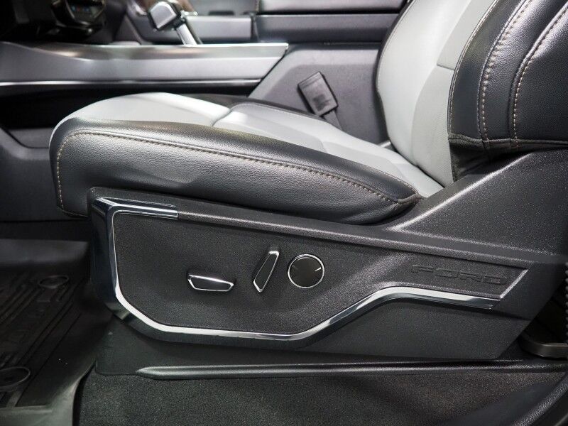 2023 Ford F-150 Lightning LARIAT 4WD Extended Range *NAVIGATION, BLUE CRUISE, SAFETY ALERTS, 360 VIEW CAMERAS, TWIN PANEL MOONROOF, LEATHER, CLIMATE SEATS, HEATED STEERING, TOW TECH PKG, BANG & OLUFSEN, WIRELESS CHARGING, ANDROID & APPLE Round Rock TX