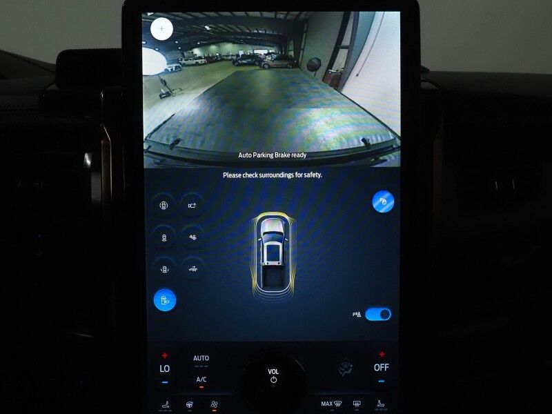 2023 Ford F-150 Lightning LARIAT 4WD Extended Range *NAVIGATION, BLUE CRUISE, SAFETY ALERTS, 360 VIEW CAMERAS, TWIN PANEL MOONROOF, LEATHER, CLIMATE SEATS, HEATED STEERING, TOW TECH PKG, BANG & OLUFSEN, WIRELESS CHARGING, ANDROID & APPLE Round Rock TX