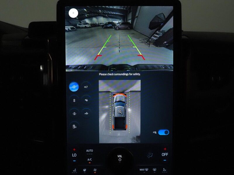 2023 Ford F-150 Lightning LARIAT 4WD Extended Range *NAVIGATION, BLUE CRUISE, SAFETY ALERTS, 360 VIEW CAMERAS, TWIN PANEL MOONROOF, LEATHER, CLIMATE SEATS, HEATED STEERING, TOW TECH PKG, BANG & OLUFSEN, WIRELESS CHARGING, ANDROID & APPLE Round Rock TX