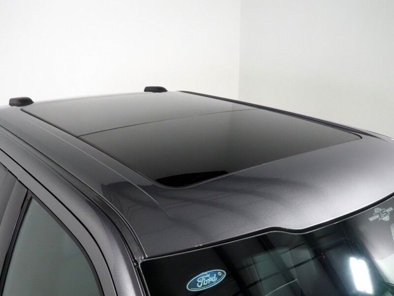 2023 Ford F-150 Lightning LARIAT 4WD Extended Range *NAVIGATION, BLUE CRUISE, SAFETY ALERTS, 360 VIEW CAMERAS, TWIN PANEL MOONROOF, LEATHER, CLIMATE SEATS, HEATED STEERING, TOW TECH PKG, BANG & OLUFSEN, WIRELESS CHARGING, ANDROID & APPLE Round Rock TX