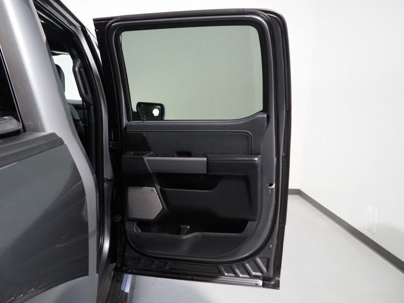 2023 Ford F-150 Lightning LARIAT 4WD Extended Range *NAVIGATION, BLUE CRUISE, SAFETY ALERTS, 360 VIEW CAMERAS, TWIN PANEL MOONROOF, LEATHER, CLIMATE SEATS, HEATED STEERING, TOW TECH PKG, BANG & OLUFSEN, WIRELESS CHARGING, ANDROID & APPLE Round Rock TX