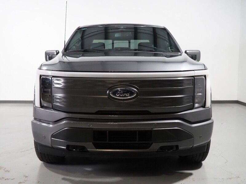 2023 Ford F-150 Lightning LARIAT 4WD Extended Range *NAVIGATION, BLUE CRUISE, SAFETY ALERTS, 360 VIEW CAMERAS, TWIN PANEL MOONROOF, LEATHER, CLIMATE SEATS, HEATED STEERING, TOW TECH PKG, BANG & OLUFSEN, WIRELESS CHARGING, ANDROID & APPLE Round Rock TX