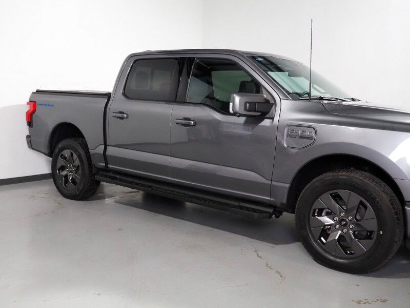 2023 Ford F-150 Lightning LARIAT 4WD Extended Range *NAVIGATION, BLUE CRUISE, SAFETY ALERTS, 360 VIEW CAMERAS, TWIN PANEL MOONROOF, LEATHER, CLIMATE SEATS, HEATED STEERING, TOW TECH PKG, BANG & OLUFSEN, WIRELESS CHARGING, ANDROID & APPLE Round Rock TX