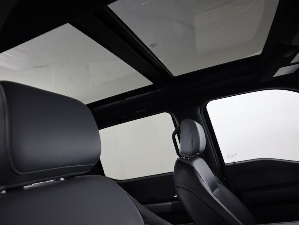 2023 Ford F-150 Lightning LARIAT 4WD High Pkg w/Twin Panel Moonroof Maumee OH