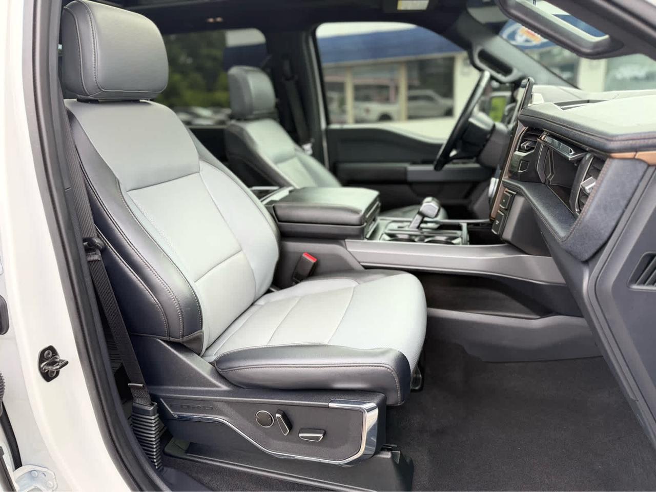 2023 Ford F-150 Lightning LARIAT Marlborough MA