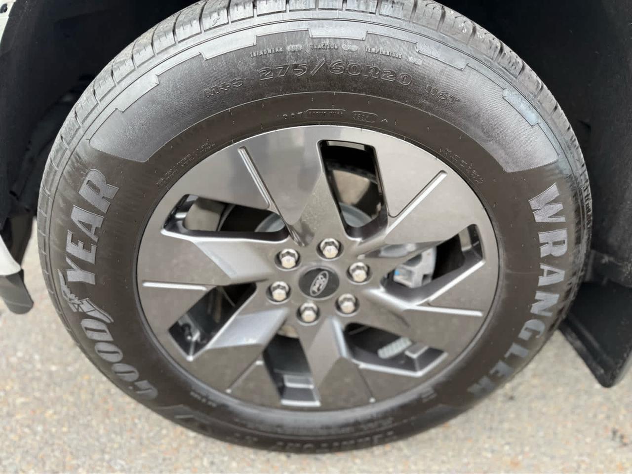 2023 Ford F-150 Lightning LARIAT Marlborough MA