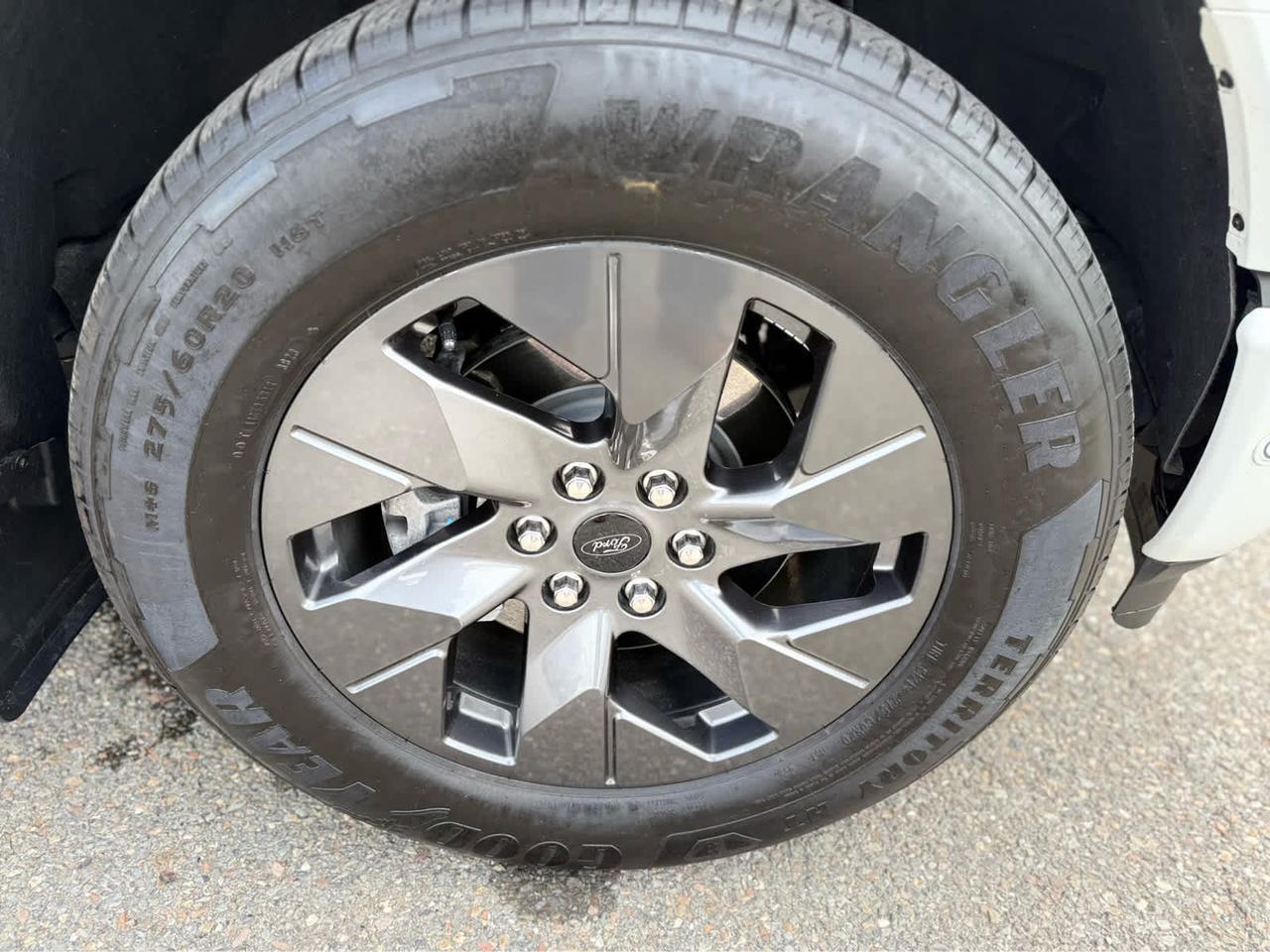 2023 Ford F-150 Lightning LARIAT Marlborough MA