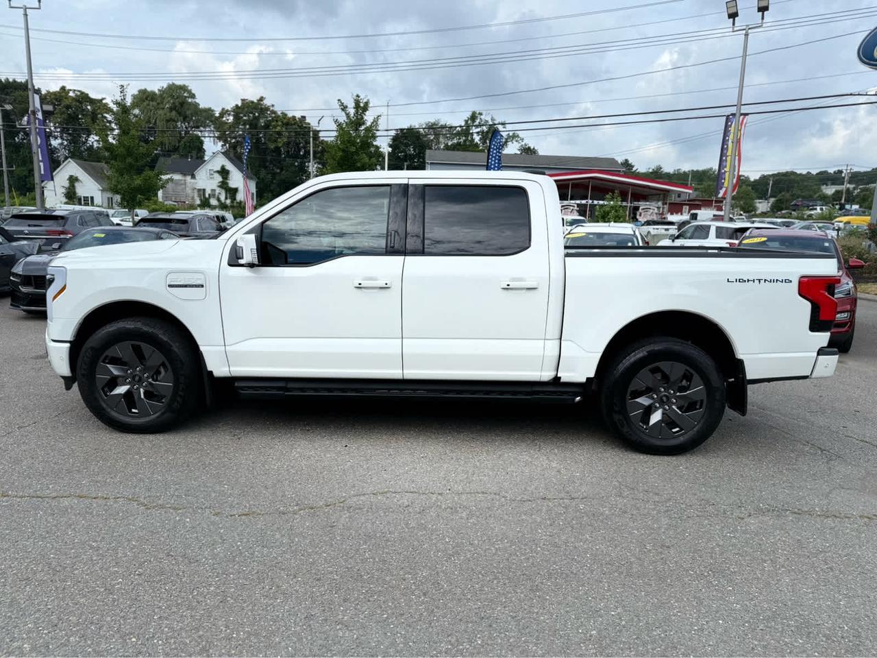 2023 Ford F-150 Lightning LARIAT Marlborough MA