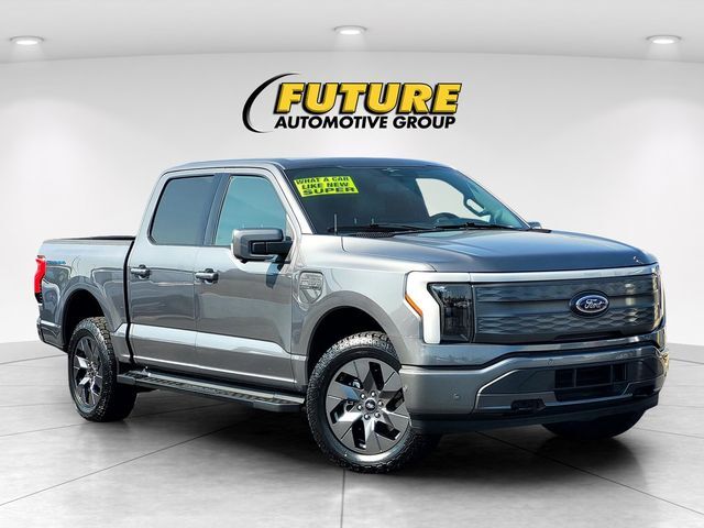 2023 Ford F-150 Lightning Lariat