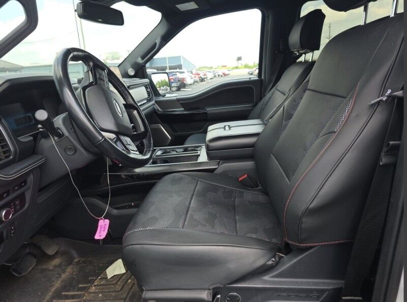 2023 Ford F-150 Lightning Platinum