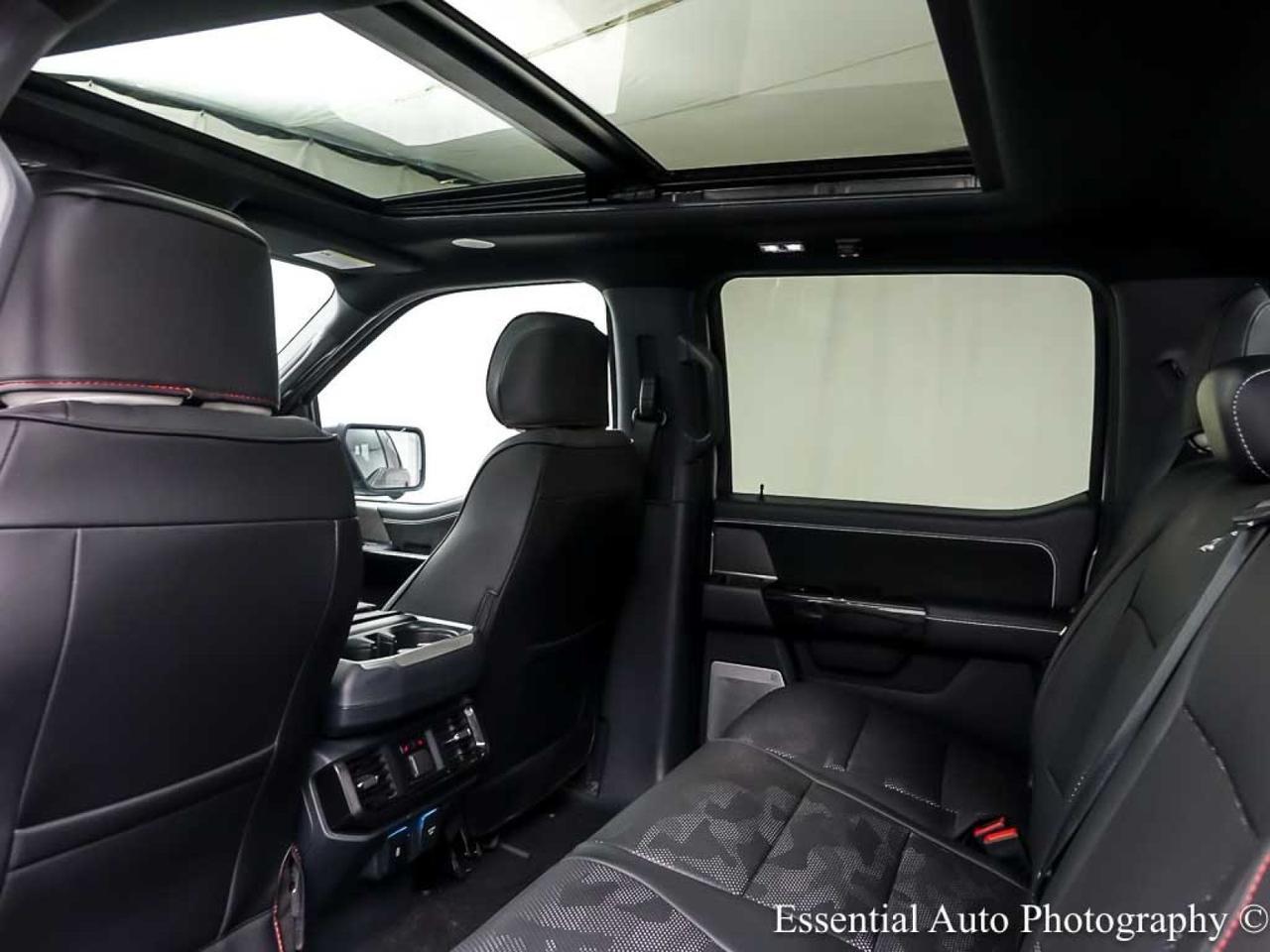 2023 Ford F-150 Lightning Platinum Willowbrook IL