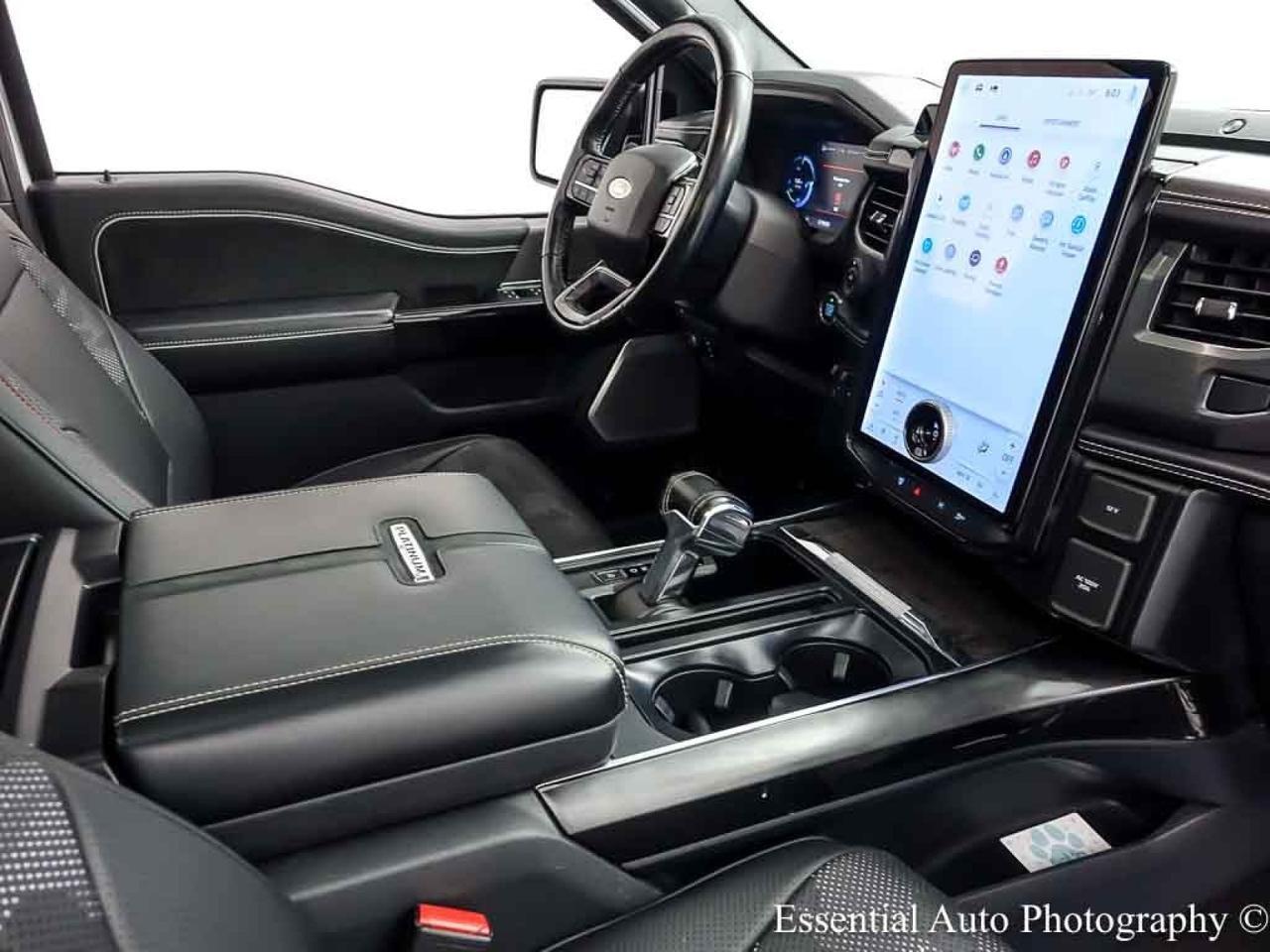 2023 Ford F-150 Lightning Platinum Willowbrook IL
