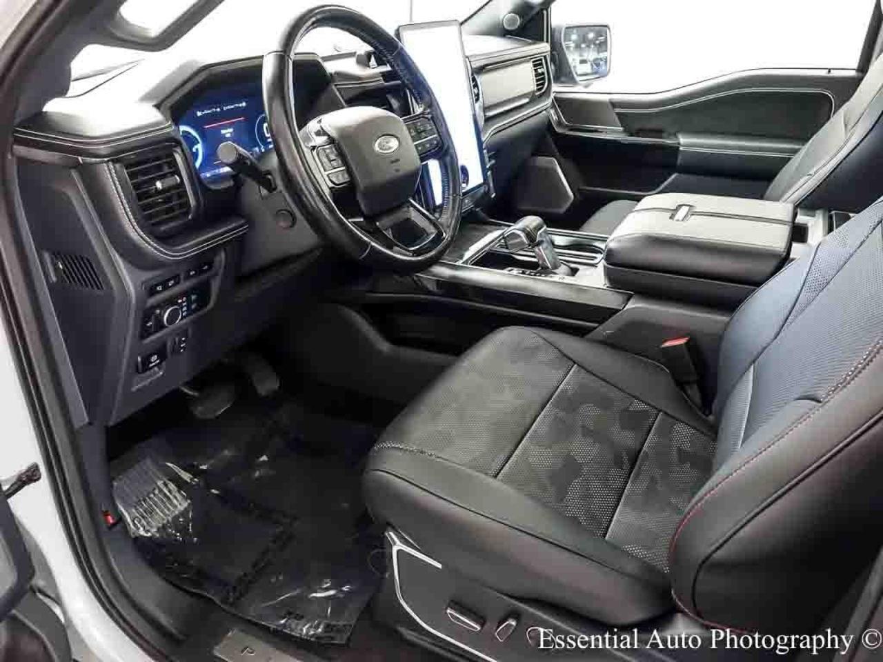 2023 Ford F-150 Lightning Platinum Willowbrook IL