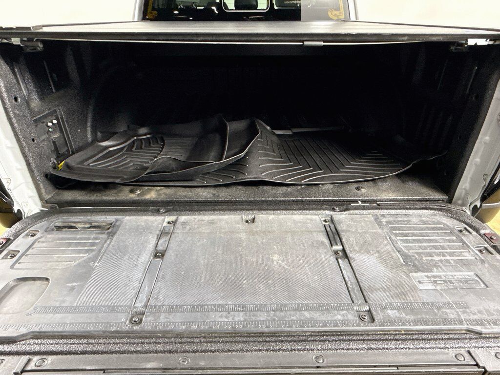 2023 Ford F-150 Lightning Platinum Willowbrook IL