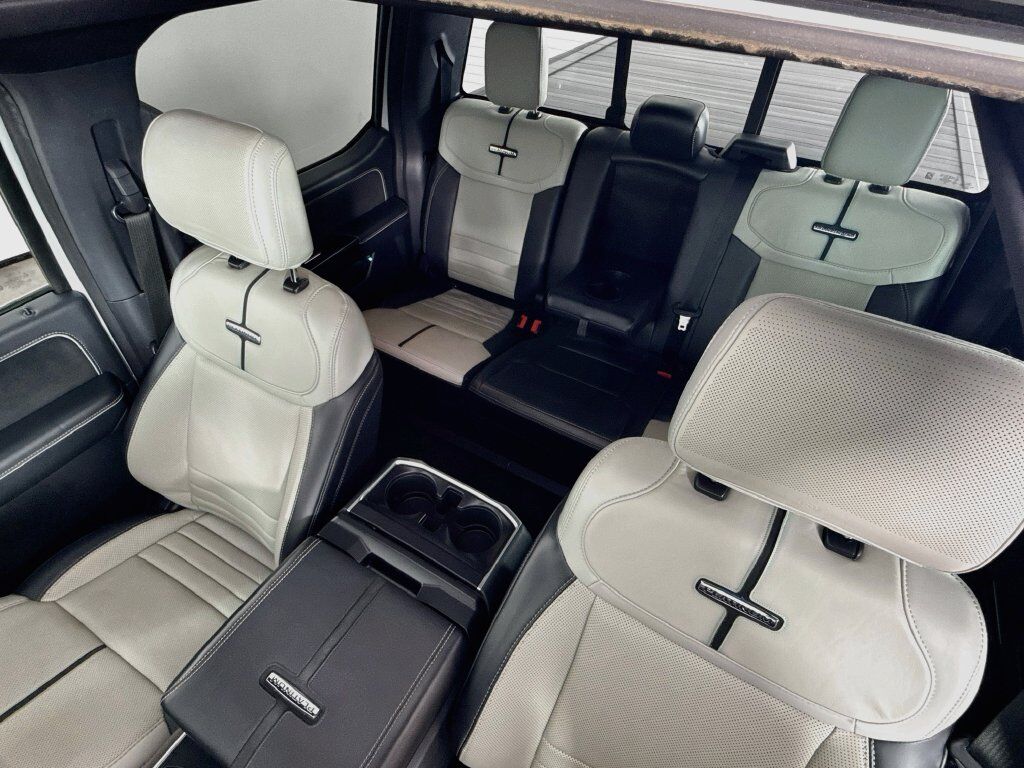 2023 Ford F-150 Lightning Platinum Willowbrook IL