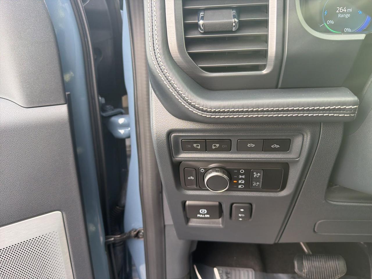 2023 Ford F-150 Lightning Platinum Gaithersburg MD