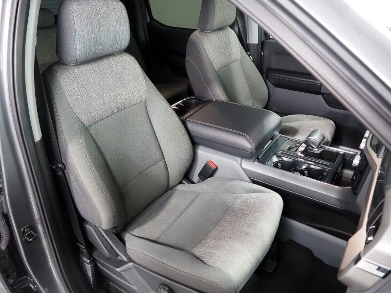 2023 Ford F-150 Lightning XLT 4WD *NAVIGATION, BLIND SPOT ALERT, LANE KEEP ASSIST, COLLISION ALERT w/BRAKING, 360 VIEW CAMERAS, COLOR TOUCHSCREEN, HEATED SEATS, LED HEADLIGHTS, BED LINER, SIDE STEPS, ALLOY WHEELS, ANDROID & APPLE