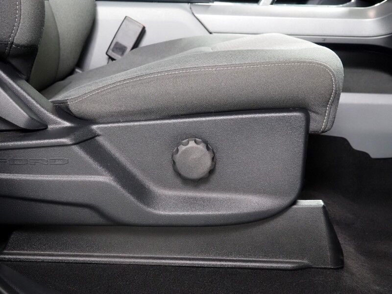 2023 Ford F-150 Lightning XLT 4WD *NAVIGATION, BLIND SPOT ALERT, LANE KEEP ASSIST, COLLISION ALERT w/BRAKING, 360 VIEW CAMERAS, COLOR TOUCHSCREEN, HEATED SEATS, LED HEADLIGHTS, BED LINER, SIDE STEPS, ALLOY WHEELS, ANDROID & APPLE Round Rock TX