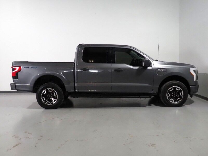 2023 Ford F-150 Lightning XLT 4WD *NAVIGATION, BLIND SPOT ALERT, LANE KEEP ASSIST, COLLISION ALERT w/BRAKING, 360 VIEW CAMERAS, COLOR TOUCHSCREEN, HEATED SEATS, LED HEADLIGHTS, BED LINER, SIDE STEPS, ALLOY WHEELS, ANDROID & APPLE Round Rock TX