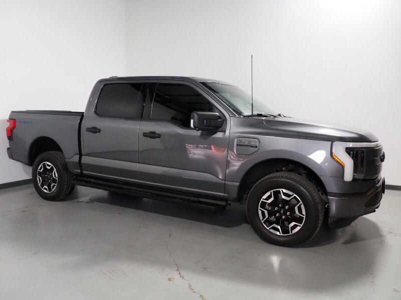 2023 Ford F-150 Lightning XLT's photo