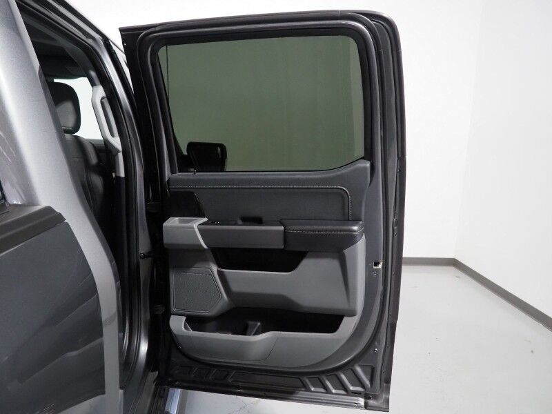 2023 Ford F-150 Lightning XLT 4WD *NAVIGATION, BLIND SPOT ALERT, LANE KEEP ASSIST, COLLISION ALERT w/BRAKING, 360 VIEW CAMERAS, COLOR TOUCHSCREEN, HEATED SEATS, LED HEADLIGHTS, BED LINER, SIDE STEPS, ALLOY WHEELS, ANDROID & APPLE Round Rock TX