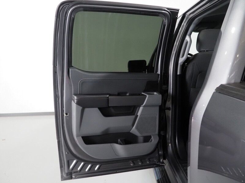 2023 Ford F-150 Lightning XLT 4WD *NAVIGATION, BLIND SPOT ALERT, LANE KEEP ASSIST, COLLISION ALERT w/BRAKING, 360 VIEW CAMERAS, COLOR TOUCHSCREEN, HEATED SEATS, LED HEADLIGHTS, BED LINER, SIDE STEPS, ALLOY WHEELS, ANDROID & APPLE Round Rock TX