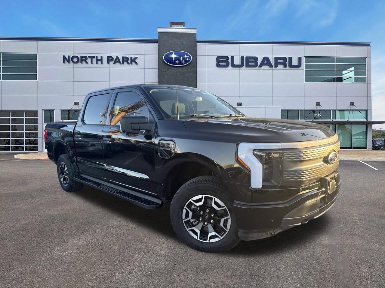 2023 Ford F-150 Lightning XLT