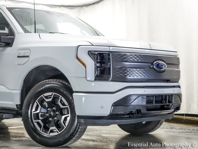 2023 Ford F-150 Lightning XLT