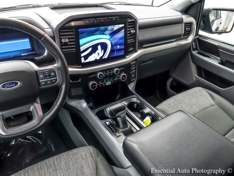 2023 Ford F-150 Lightning XLT Willowbrook IL