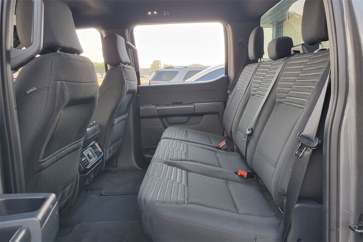 2023 Ford F-150 XL  TX 2023 Ford F-150 XL  TX