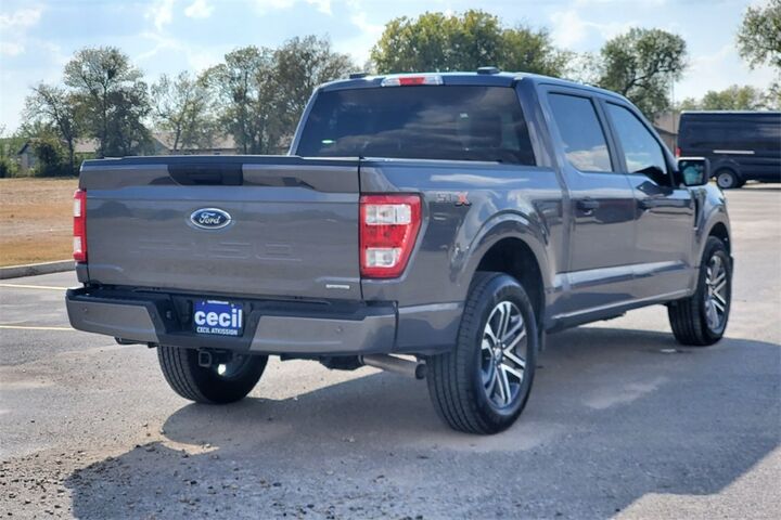 2023 Ford F-150 XL  TX 2023 Ford F-150 XL  TX