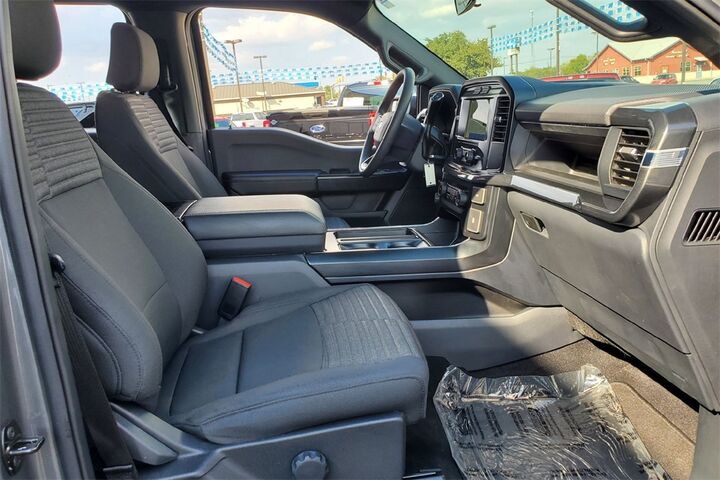 2023 Ford F-150 XL  TX 2023 Ford F-150 XL  TX