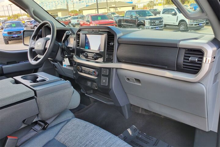 2023 Ford F-150 XLT TX 2023 Ford F-150 XLT TX