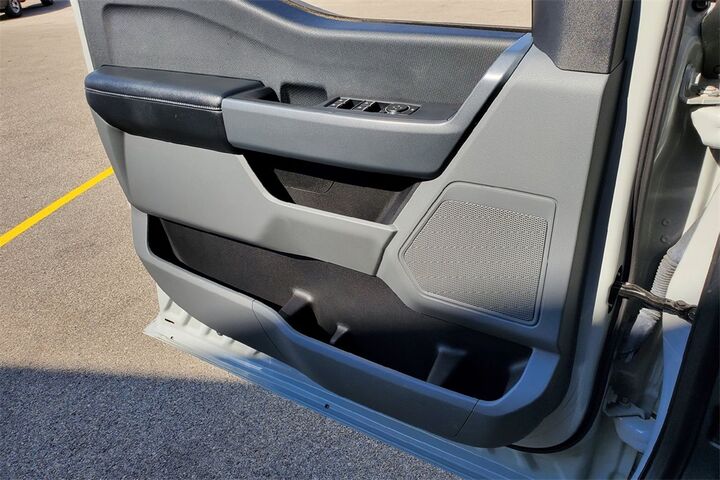 2023 Ford F-150 XLT TX 2023 Ford F-150 XLT TX