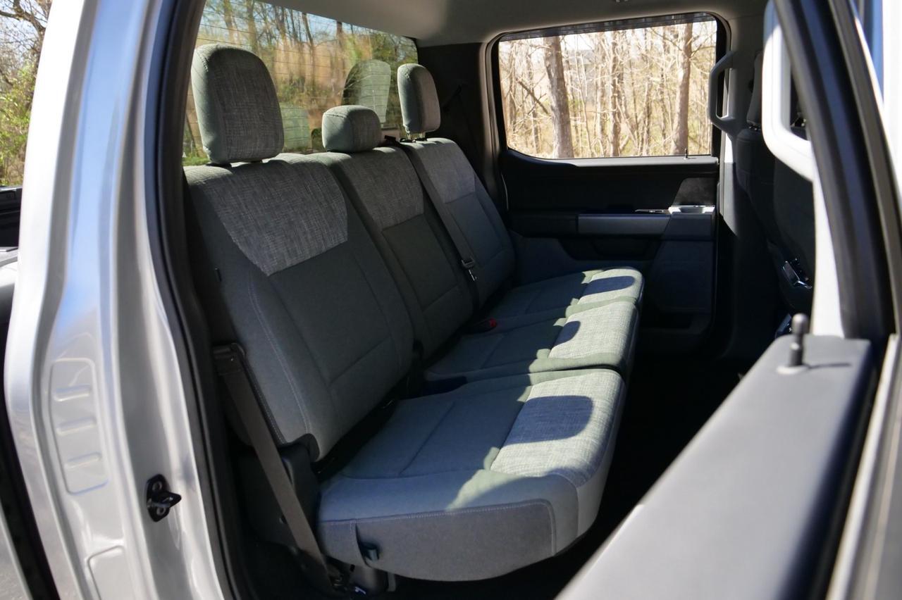 2023 Ford F-150 XLT 4X4 / 5.0L V8 / Bed Utility Package! Lincolnton NC