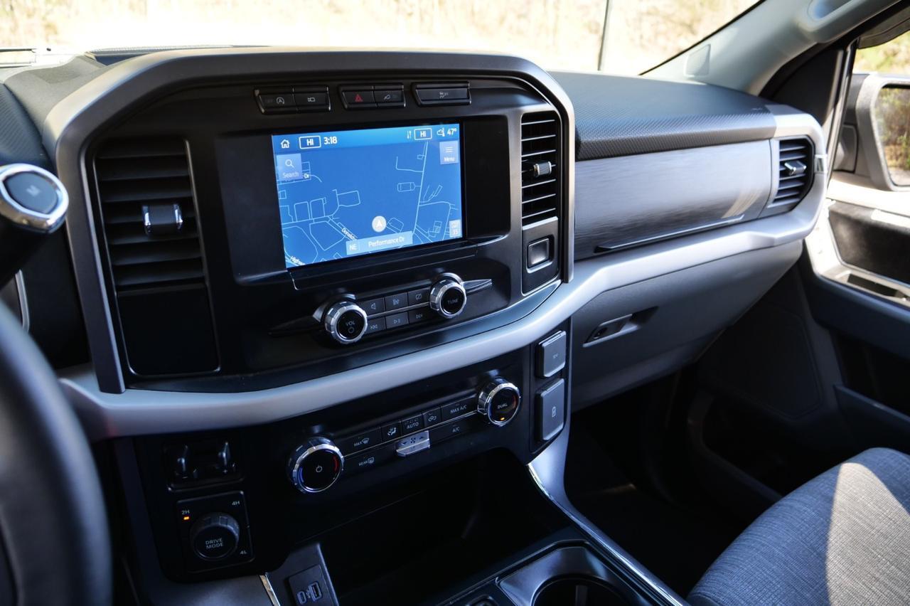 2023 Ford F-150 XLT 4X4 / 5.0L V8 / Bed Utility Package! Lincolnton NC