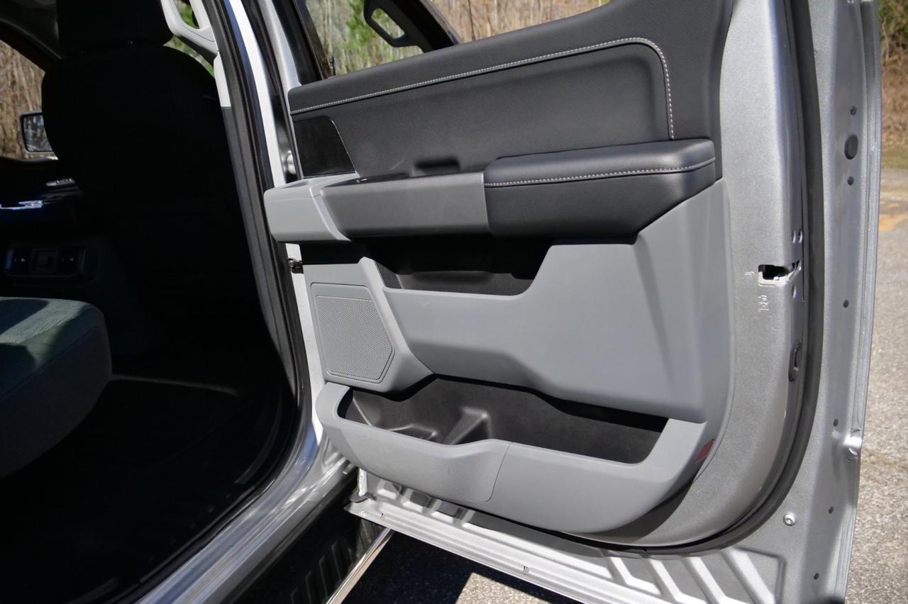 2023 Ford F-150 XLT 4X4 / 5.0L V8 / Bed Utility Package! Lincolnton NC